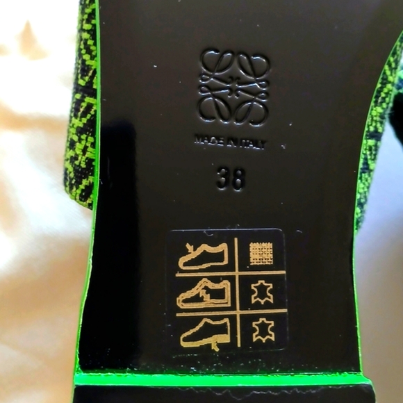 Nwb. Loewe anagram jaquard canvas + leather, pointed toe slide - Picture 4 of 5